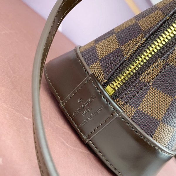 ルイヴィトンバッグ全体デザイン